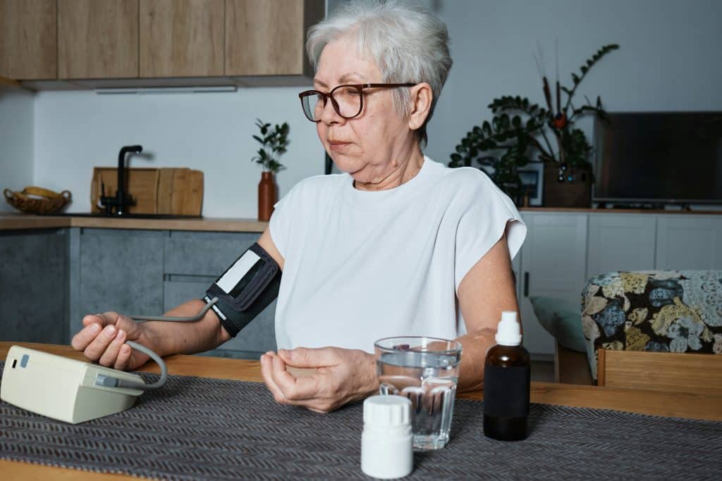 Mutuelle santé senior : quelles garanties pour les maladies chroniques